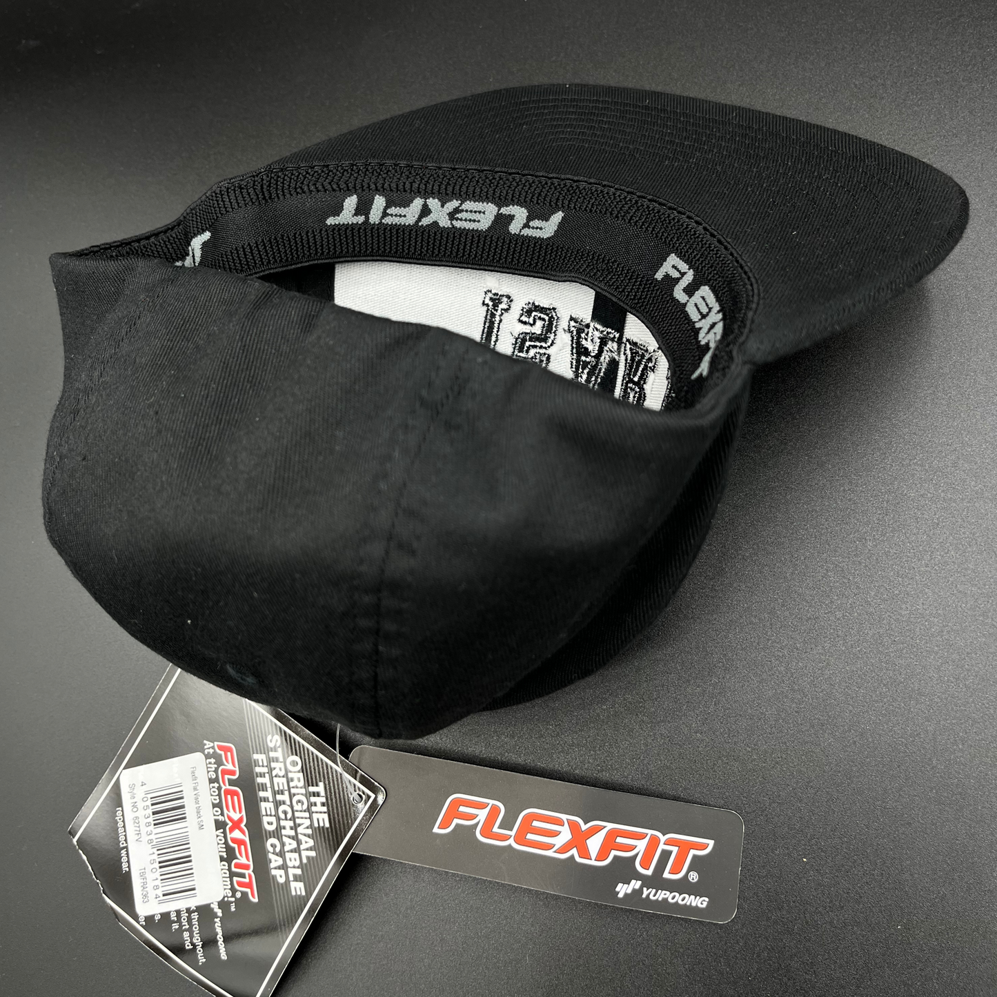 Gorra flexfit flat visor IsART